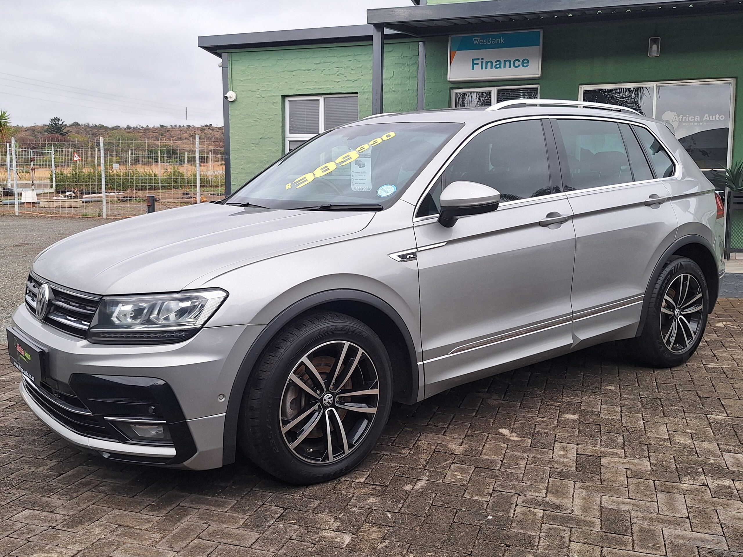 2020 Volkswagen Tiguan 2.0TDi Highline 4Motion R-Line DSG - Image 3