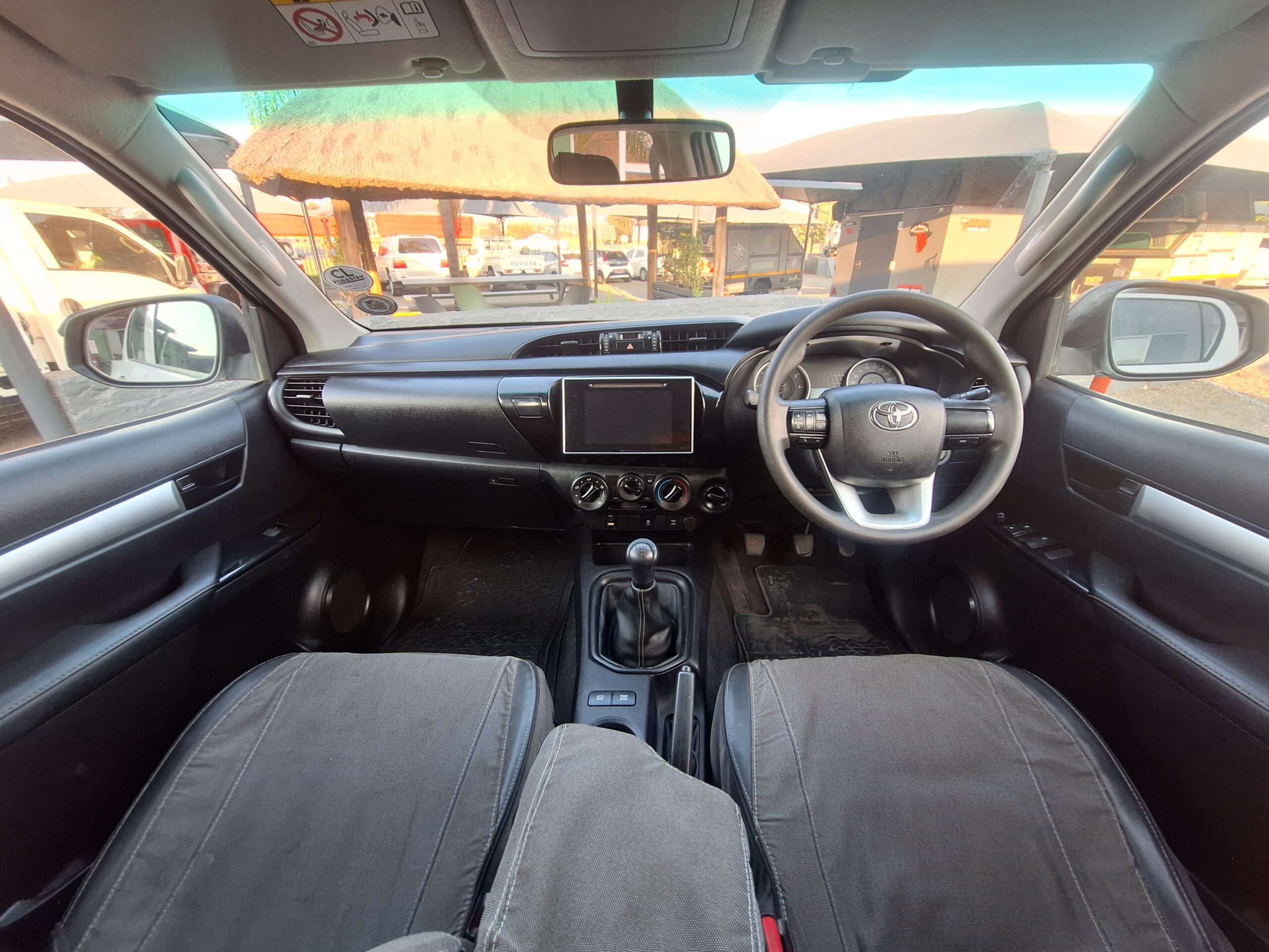 2019 Toyota Hilux 2.4 GD-6 SRX 4x4 Double-Cab M/T - Image 13