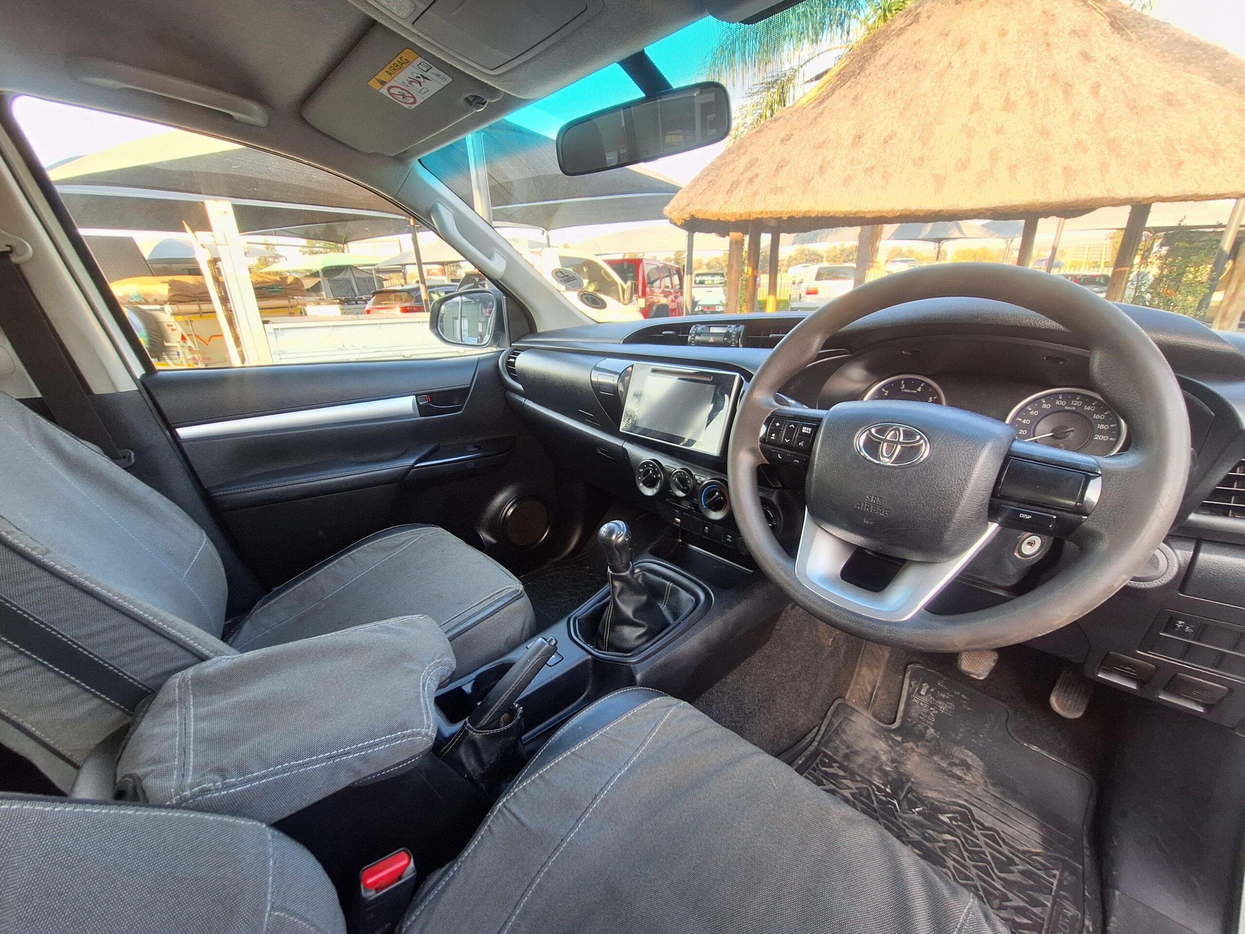 2019 Toyota Hilux 2.4 GD-6 SRX 4x4 Double-Cab M/T - Image 12