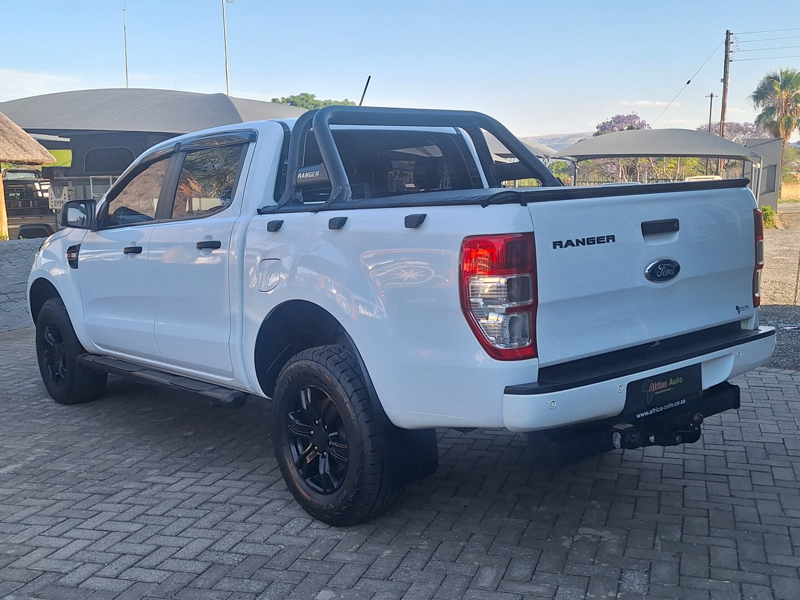 2020 Ford Ranger 2.2TDCi XL Double Cab Automatic - Image 6