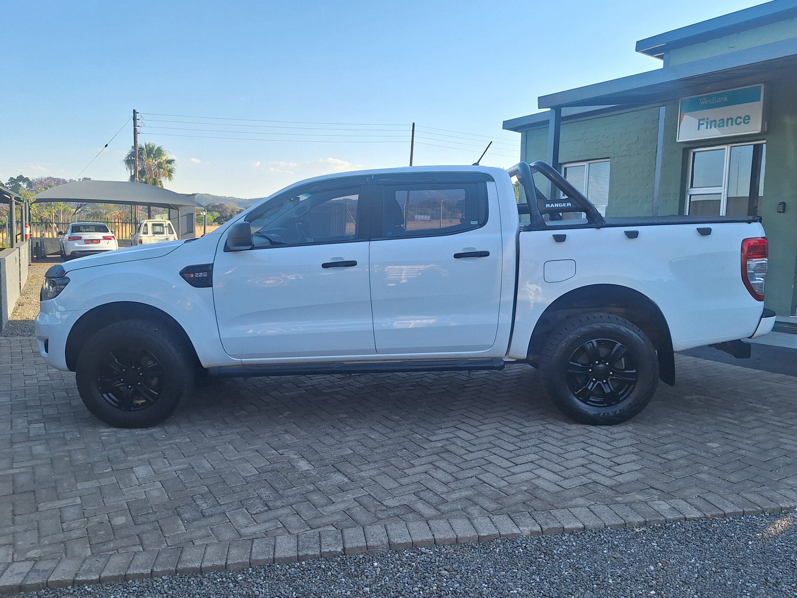 2020 Ford Ranger 2.2TDCi XL Double Cab Automatic - Image 7