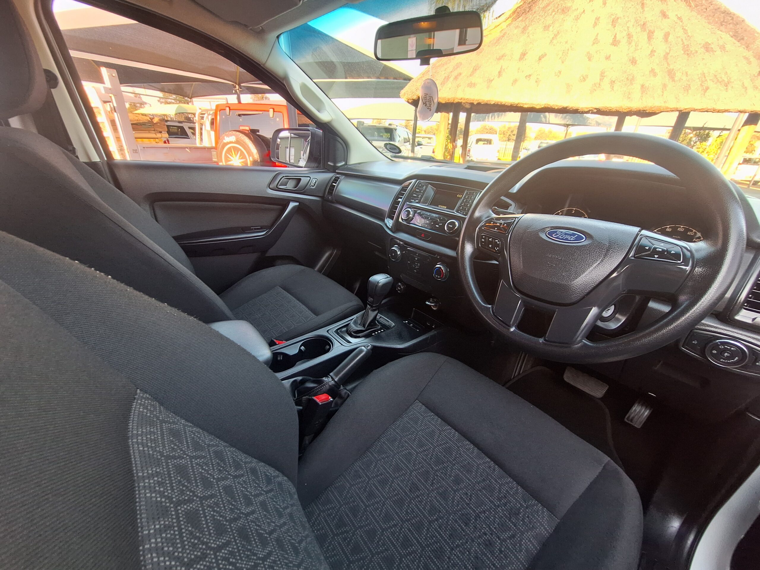 2020 Ford Ranger 2.2TDCi XL Double Cab Automatic - Image 13